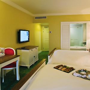 Luxury Twin Room Garden View